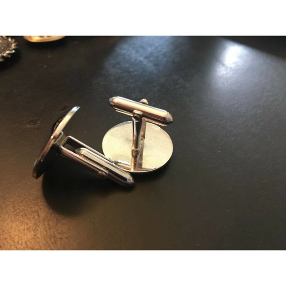 VTG Swank Silver Tone Cufflinks with Etching - Picture 2 of 2